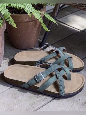 Yoki Olive Green Strappy Slide Sandals Womens 9 Buckle Braided Comfort NIB